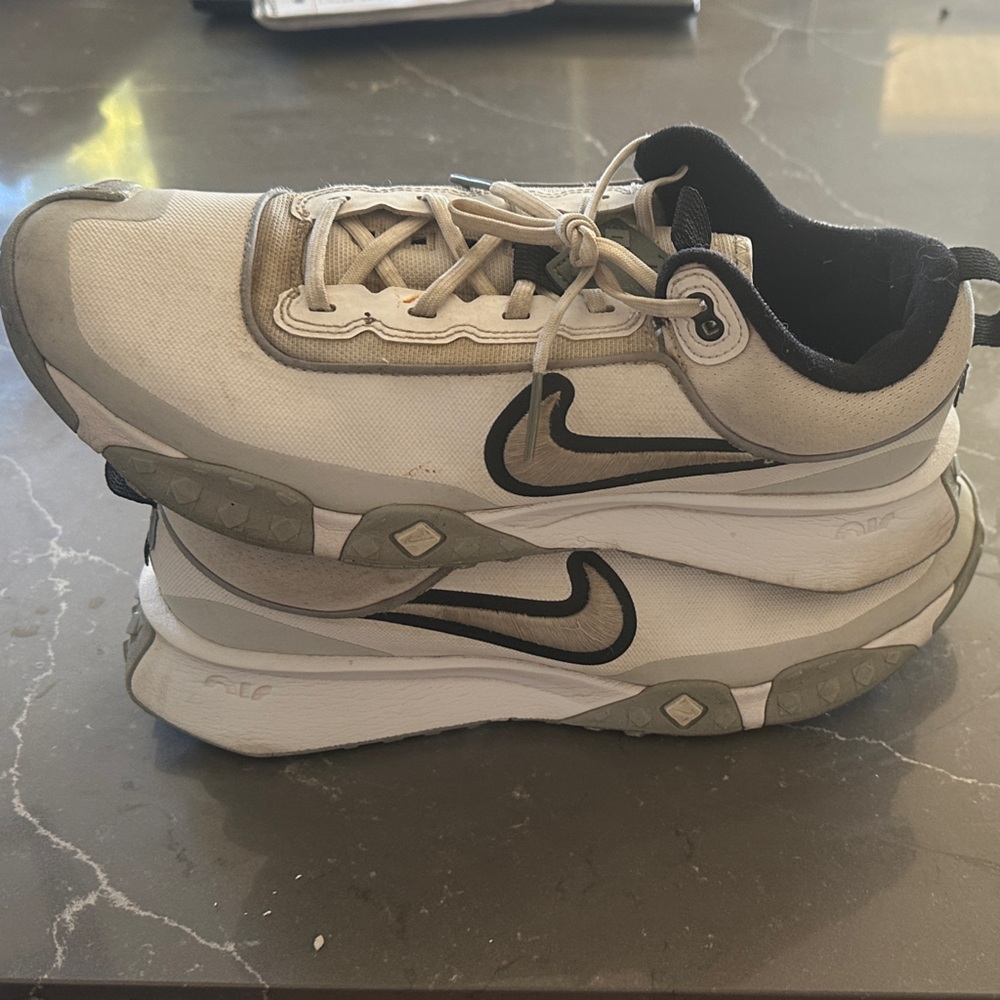 Nike Turf Shoes men’s size 10.5
